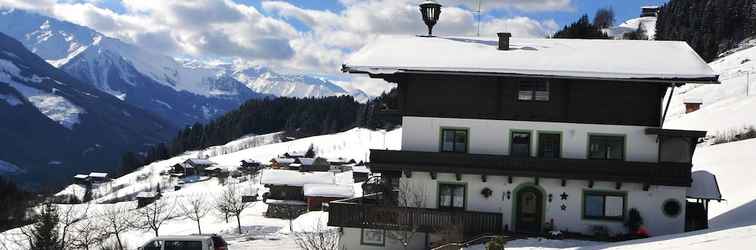 Others Cozy Apartment in Mühlbach with Garden near Ski Slopes