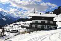 Others Cozy Apartment in Mühlbach with Garden near Ski Slopes