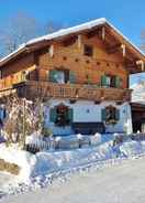 Bahagian luar Charming Chalet in Ellmau Near Skiwelt Ski Area