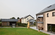 Lain-lain 4 Grandeur Villa with Sauna & Hot Tub in Durbuy