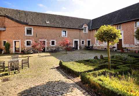 Others Nice Apartments in a Monumental Square Farm