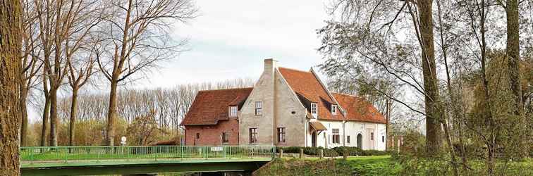 Lain-lain Luxurious Mansion in Sint-laureins Near Forest