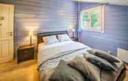 อื่นๆ 6 Spacious Chalet in the Ardennes With Sauna and Bubble Bath