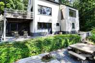 Others Beautiful, Modern House With Stunning Views, hot tub and Sauna in Green Surroundings