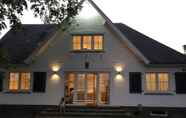 Others 3 Superb Holiday Home With Garden in Serinchamps