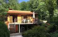 Khác 4 Cosy and Snug Holiday Home With Joint Swimming Pool