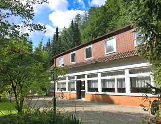 Others 2 Spacious Holiday Home in Löwensen Lower Saxony near Forest
