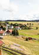 Pemandangan dari hartanah Spacious Chalet in Hinterrod Thuringia With Sauna