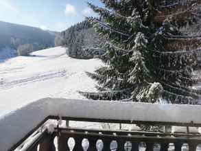 Others 4 Exclusive Group House in Winterberg With Common Room, bar and Large Kitchen