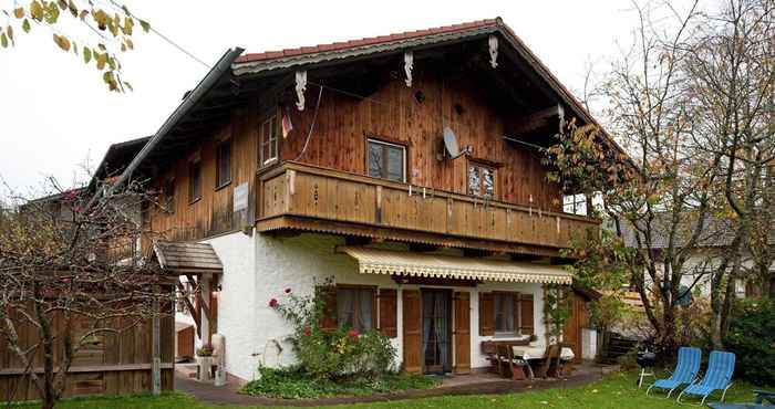 Lainnya Spacious Apartment in Steingaden near Ski Area