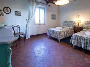 Others 4 Classy Holiday Home in Ghizzano Peccioli With Swimming Pool