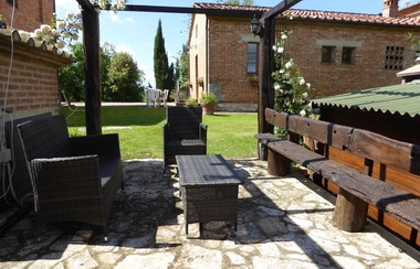 Others 2 Hilltop Farmhouse in Castelnuovo Berardenga Tuscany With BBQ