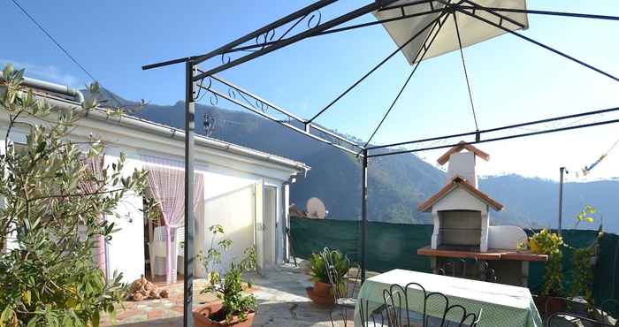 อื่นๆ Modern Holiday Home in Montignoso Near Aghinolfi Castle