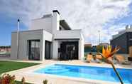 Others 3 Lavish Villa in Foz do Arelho With Private Swimming Pool