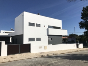 Others 4 Modern Villa With Private Pool, Near the Beautiful Beach of Foz de Arelho