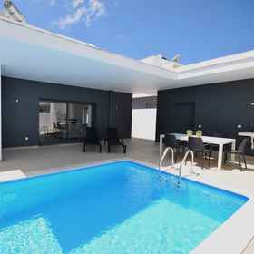 Primary image1靠近奧比多斯與海灘的陽光別墅,莱里亚区別墅