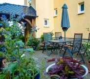 อื่นๆ 4 Modern Apartment in the Middle of the Thuringian Forest With use of Garden and Sauna