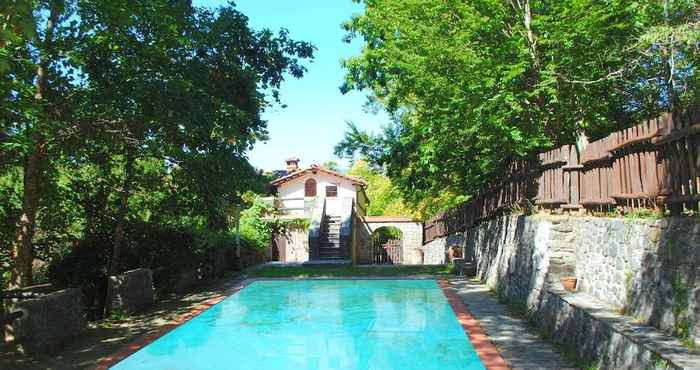 Others Holiday House With Shared Pool, Terrace, Fireplace