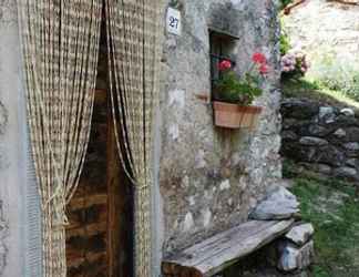 Lain-lain 2 Holiday Home with Views and Fireplace in Bagni di Lucca near Lake