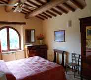 Lainnya 2 Spacious Holiday Home in Cagli With Garden