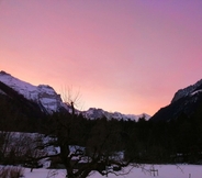 Others 5 Scenic Holiday Home in Kandergrund With Altels View