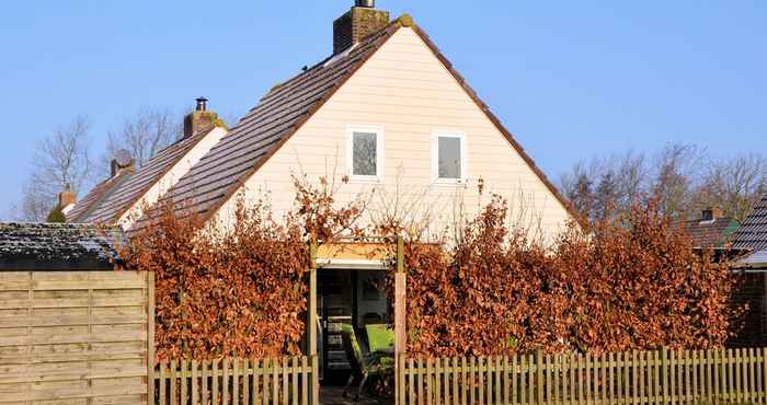 Others Cozy Holiday Home in Noordwijkerhout near Lake