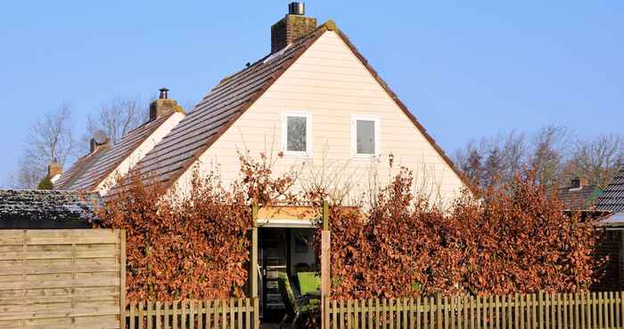 Others Cozy Holiday Home in Noordwijkerhout near Lake