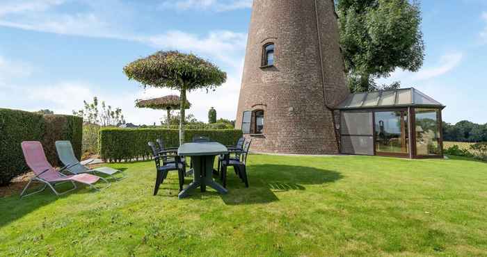 Others Stunning Holiday Home in Oombergen With Terrace and Garden