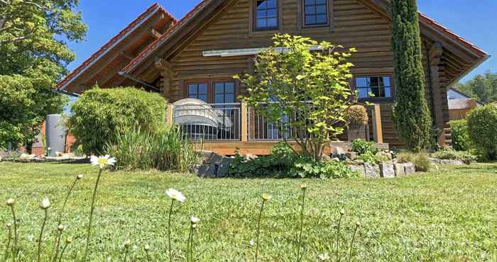 Lain-lain Comfortable and Cosy Holiday Home With hot Tub, Sauna, Terrace and Garden