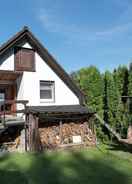 Imej utama Cosily Furnished Holiday Home in the Vogtland With Terrace and Swimming Pool