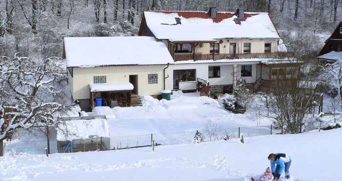 Others Quietly Located Holiday Home With Terrace at the Edge of the Forest