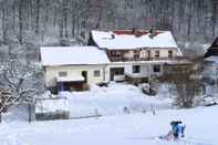 Others Quietly Located Holiday Home With Terrace at the Edge of the Forest