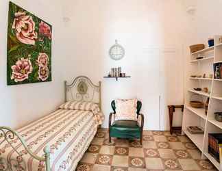 Lain-lain 2 Quaint Holiday Home in Lecce Apulia near Town Center