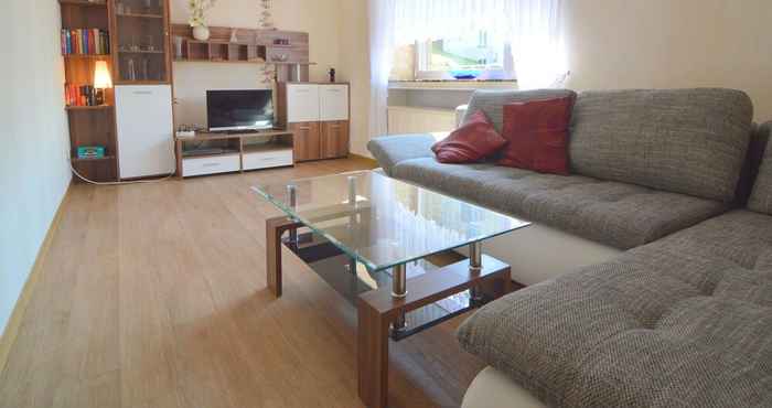 Lainnya Cozy Apartment in Kerpen With Garden