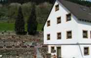 Others 4 Lavish Apartment in Merschbach near Forest