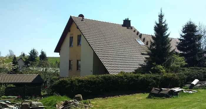 Others Cozy Apartment in Oelsnitz With Ore Mountains View