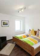 Bilik Comfortable Holiday Home With Beautifull Garden and Terrace