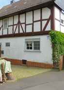 Imej utama Small Apartment in Hesse With Terrace and Garden