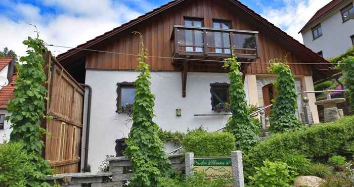 Lainnya Quaint Farmhouse in Langenbach near Lake