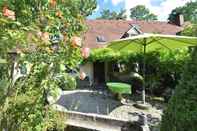 Lainnya Superb Holiday Home in Weissenburg near Forest