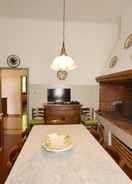 Private kitchen A Part of a Beautiful Mansion With View of the Chianti Classico Hills