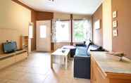 Lainnya 7 Quaint Bungalow with Garden near Insel Poel