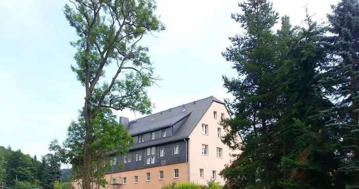 Lain-lain Modern Apartment in Rauschenbach Saxony Near Forest