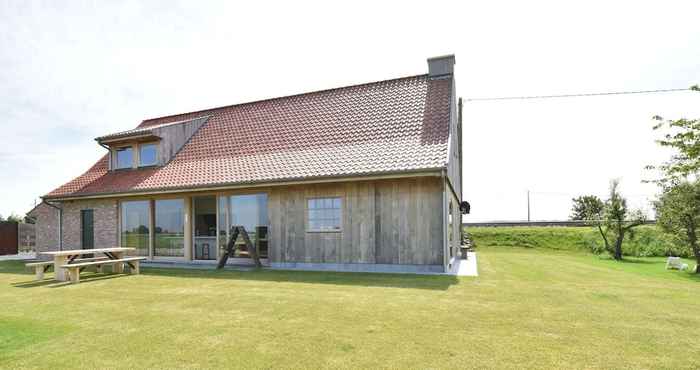 Others Beautiful Holiday Home in Diksmuide With Terrace, Garden