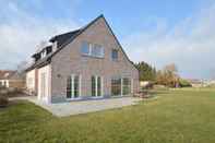 Others Soothing Holiday Home in Sint Amands With Recreation Room