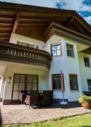 Imej utama Cosy Apartment in Schonau am Konigsee in a Wooded Location