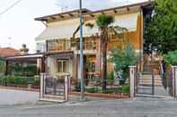 Others Pleasant Apartment With Courtyard, Terrace, Parasol, Balcony