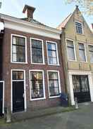 ภาพหลัก Monument Building in Center of Harlingen near Ferry to Islands