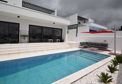 Lain-lain Comfortable Villa in Coto With Swimming Pool