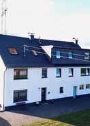 Imej utama Cushy Holiday Home in Kleinlangenfeld With Terrace